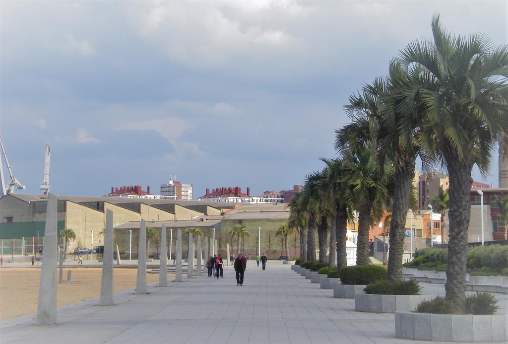Espacio Gijon Poniente Eksteriør bilde